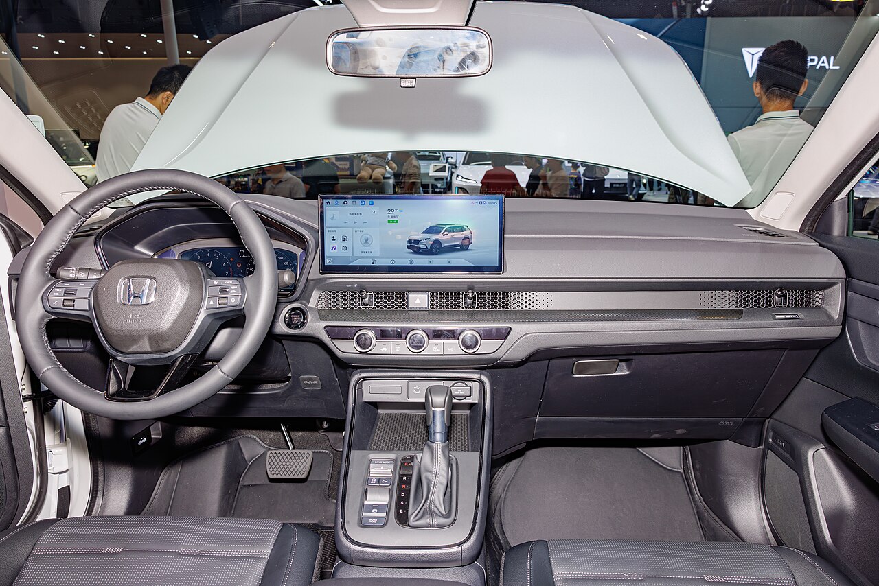 Honda CR-V — салон