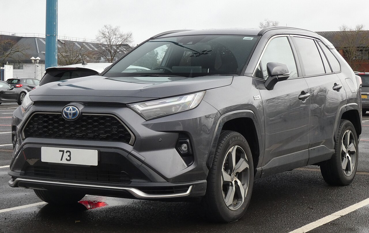 Toyota RAV4 текущего поколения — внешний вид