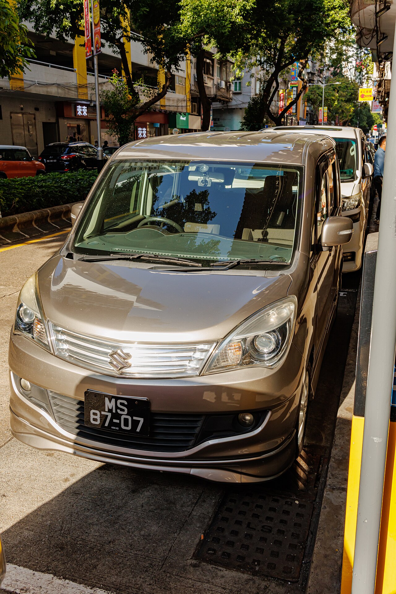 Suzuki Solio — внешний вид